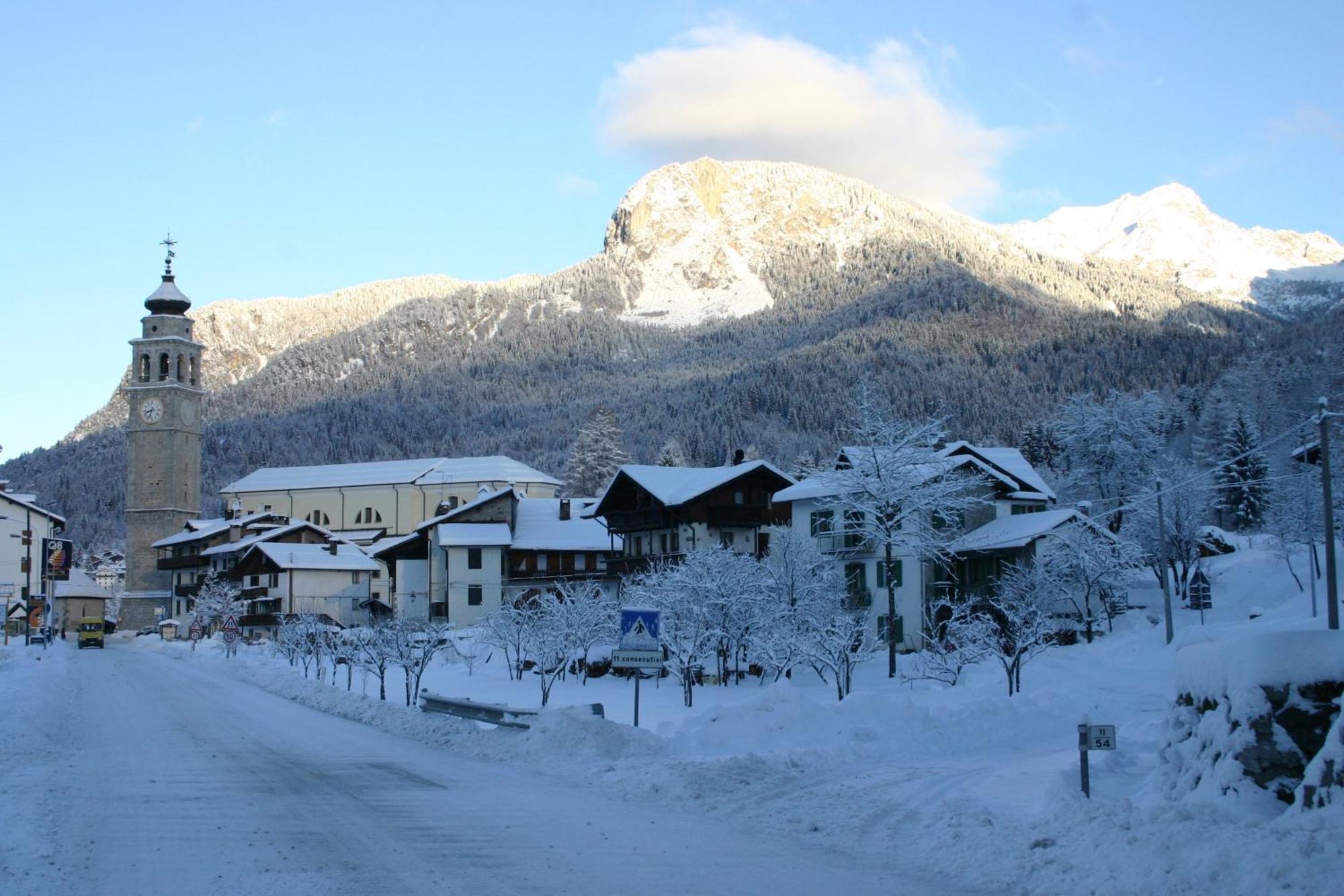 Hotel Davost Forni di Sopra Esterno foto