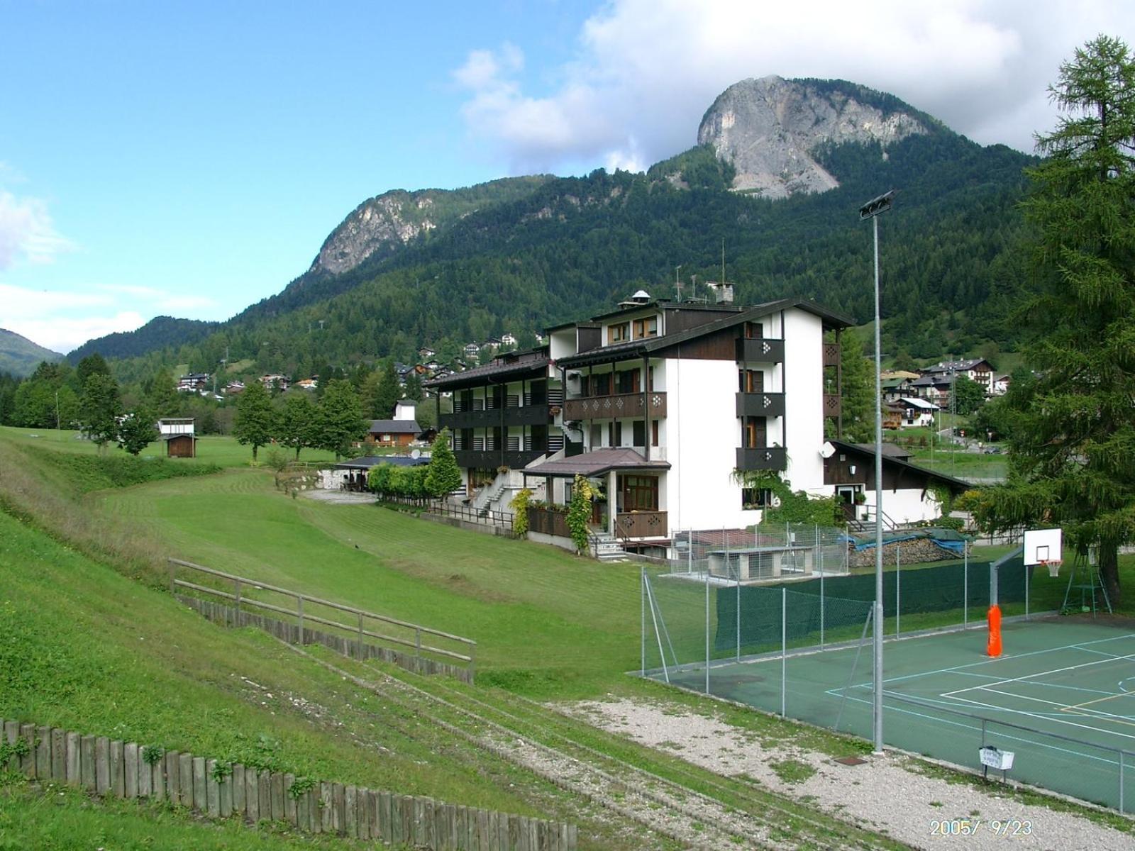 Hotel Davost Forni di Sopra Esterno foto