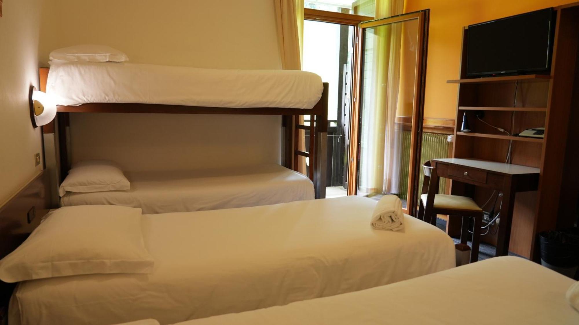Hotel Davost Forni di Sopra Esterno foto