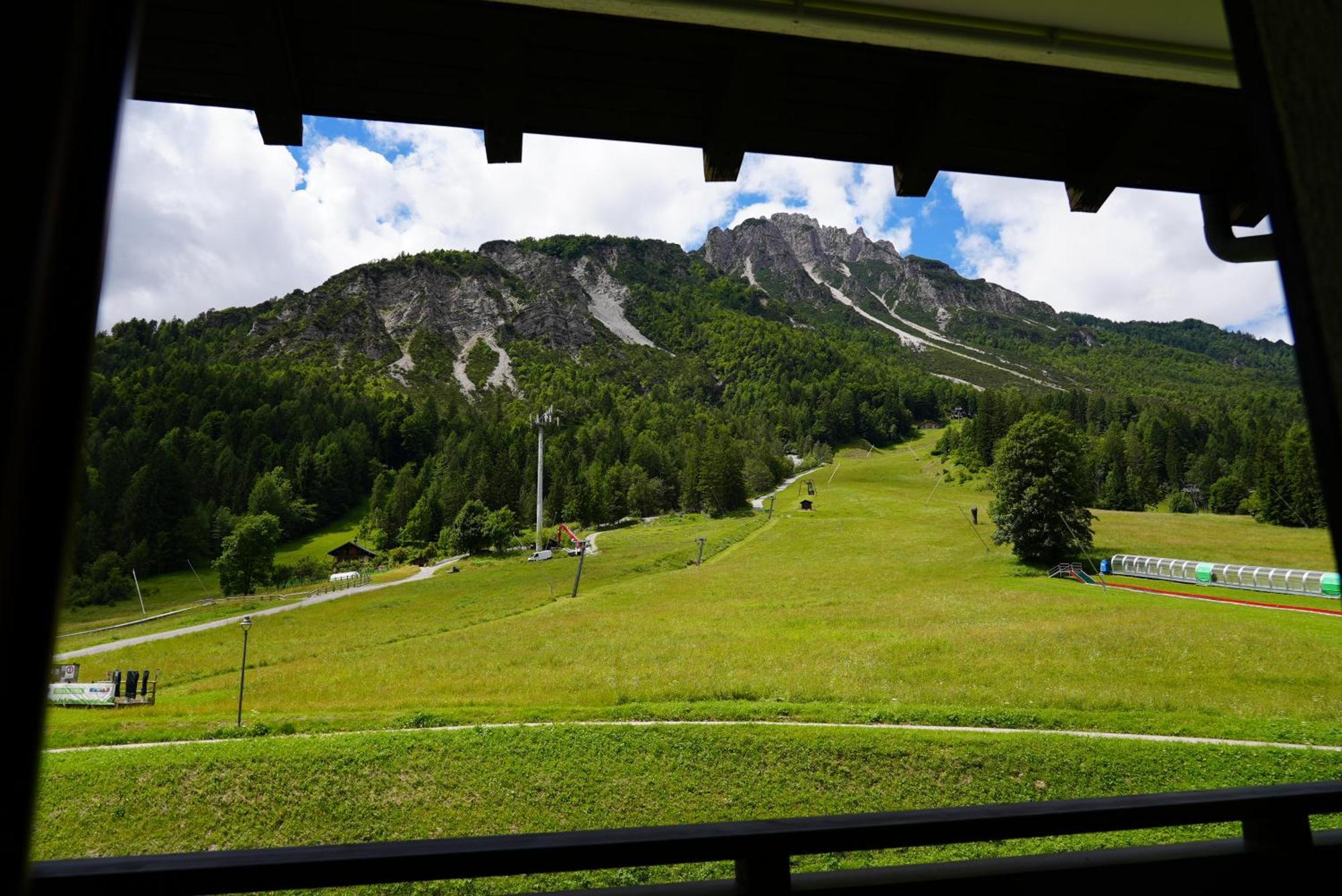 Hotel Davost Forni di Sopra Esterno foto