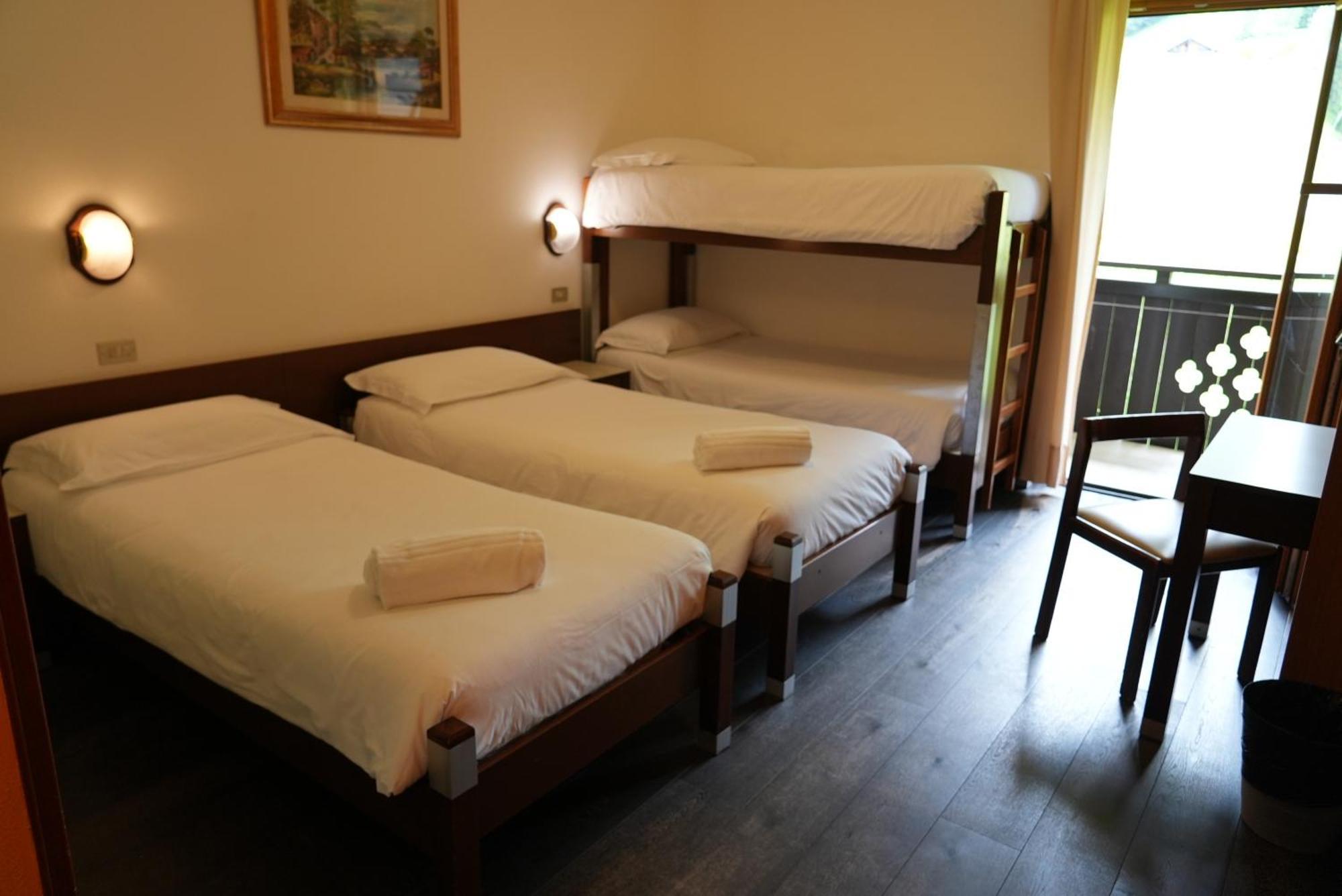 Hotel Davost Forni di Sopra Esterno foto