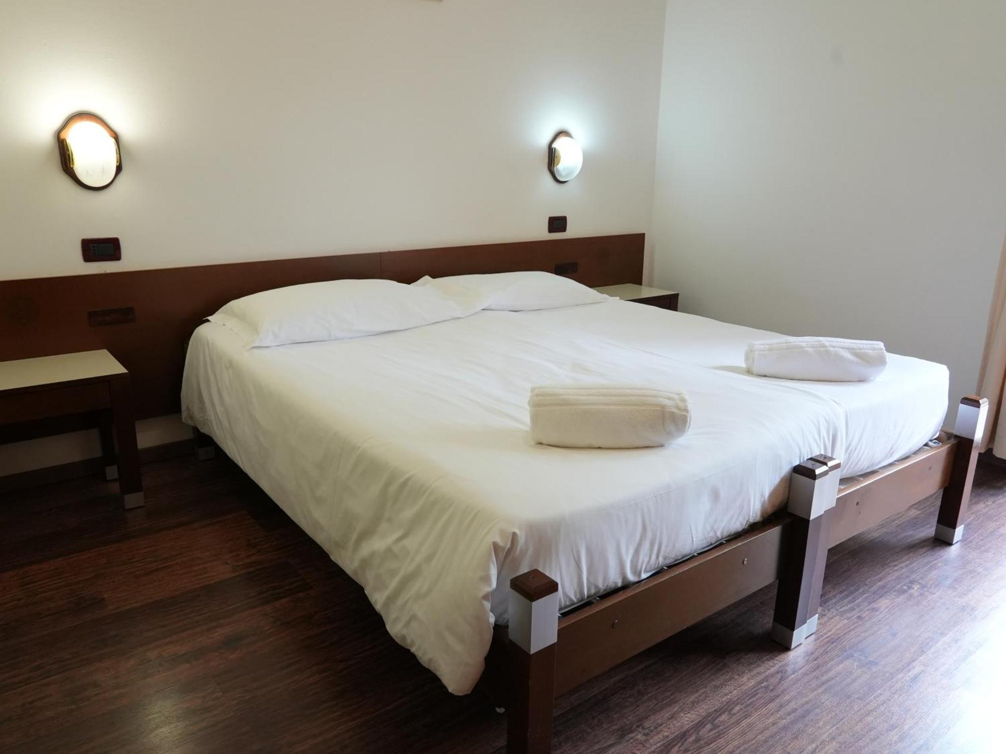 Hotel Davost Forni di Sopra Esterno foto