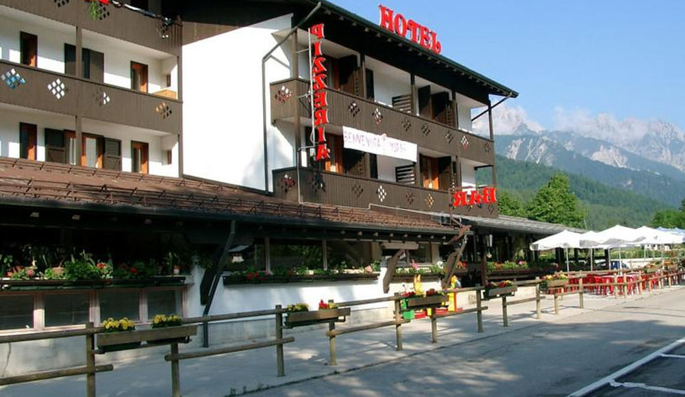 Hotel Davost Forni di Sopra Esterno foto